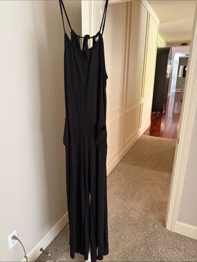 Women’s Black Ribbed Wide-Leg Jumpsuit